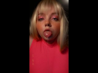 sweet ahegao | ahegao cover that pretty tongue with your cum?